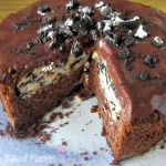 Daring Bakers 07-14: Oreo-cheesecake-inside cake